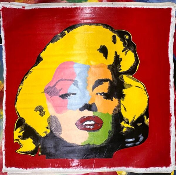Marilyn Monroe XL R Red